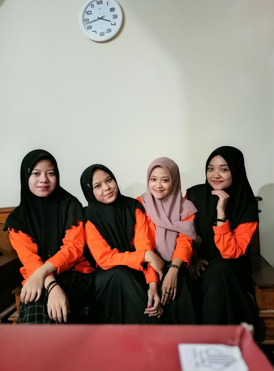 BellaPrity7's tweet photo. Floridina era 🧡 https://t.co/69tjWlOGIE