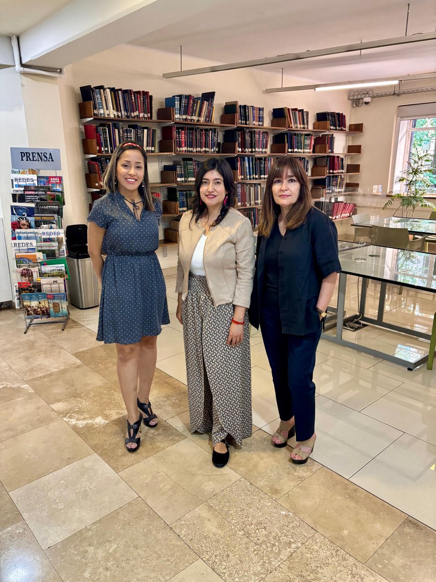 🟣La directora de Comunicaciones de #ACENOR, Daniela Maldonado, estuvo presente en la última mesa de #EnergíaMásMujeres de 2025, iniciativa público privada impulsada por el <a href="/MinEnergia/">Ministerio de Energía</a>. 

#ClientesLibres