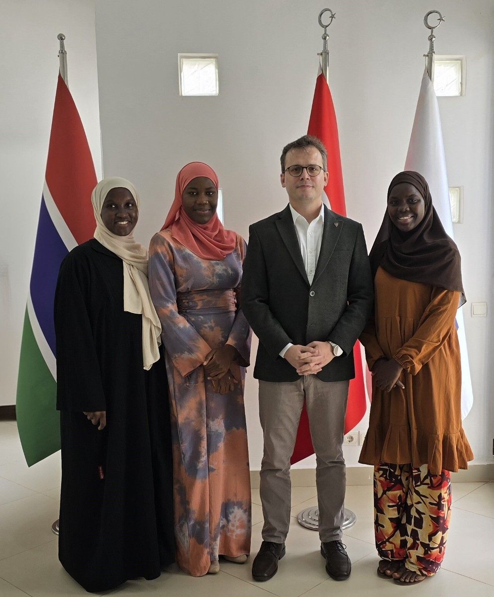 We were pleased to host the team from Safe Space for Girls (SP4G), a woman-led organization dedicated to advancing the mental health, safety and leadership of adolescent girls and women in The Gambia. Founder Sophie Manneh, together with Ms. Ramatoulie Jallow and Ms. Nyanya