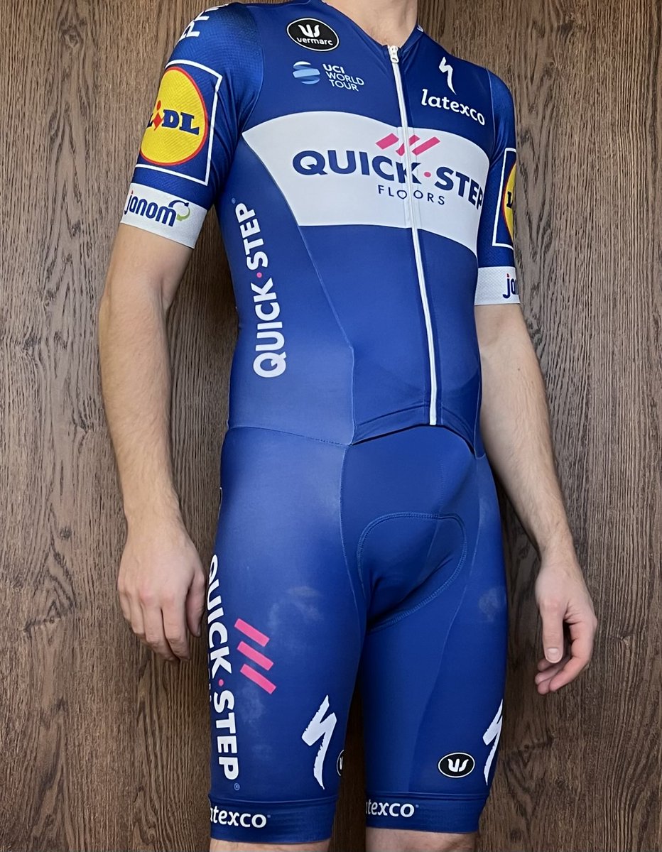 SpandexM tweet media