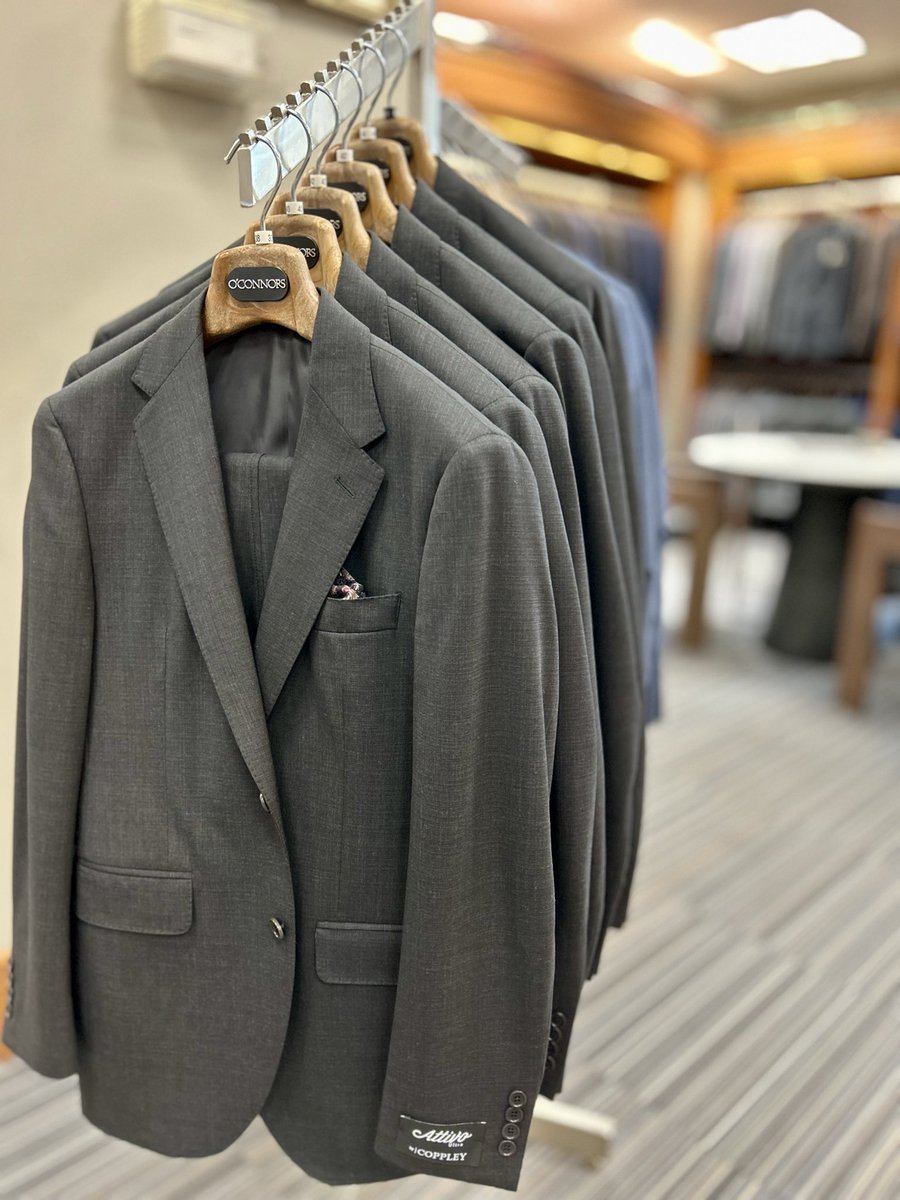 A new season calls for a new suit.
From refined textures to tailored silhouettes—our latest arrivals make every detail count. 
#yyc #oconnors #menswear #mensstyle #mensfashion #yycstyle #yycfashion #calgaryfashion  #local #shoplocal #locallyowned #fall #fallfashion #winter