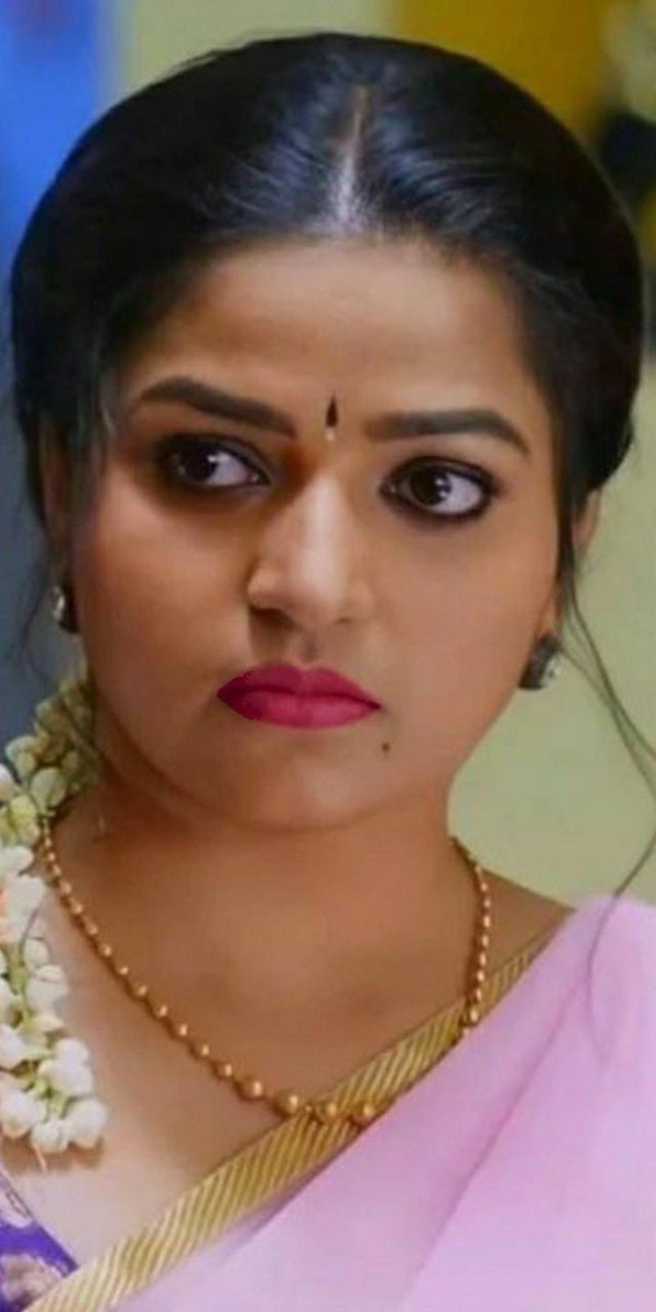 அழகுக்கு அழகு சேர்ப்பது பெண்களுக்கு மல்லிகை பூ தான்..🥰