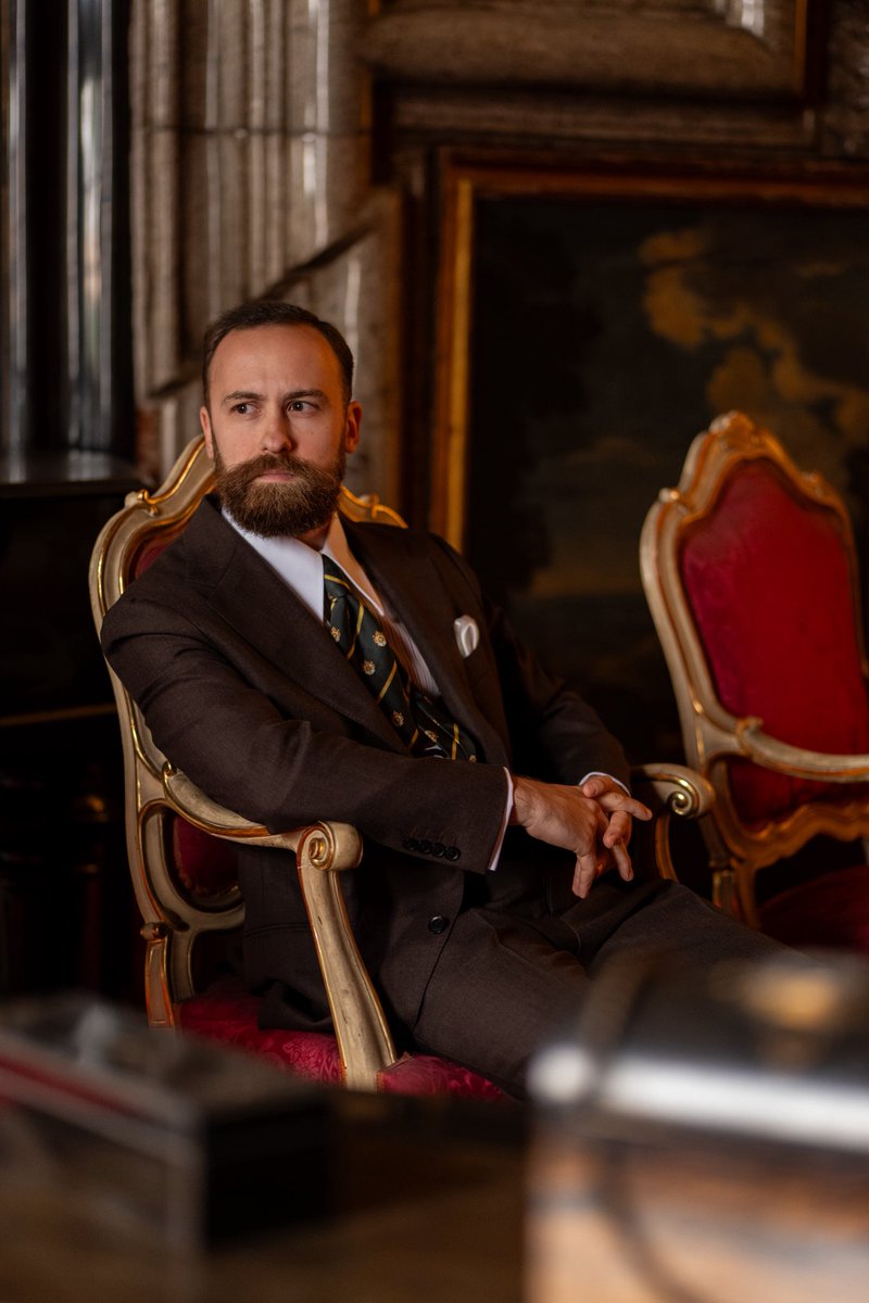 SirEvanAmato's tweet image. I’ve never been this excited about a new project

Earlier this summer, my friend @OW_Root (an artist if there ever were one) shared some powerful words of wisdom with me. He gave me the “permission” I needed to begin living life as art, and to dive deep into a world which had…