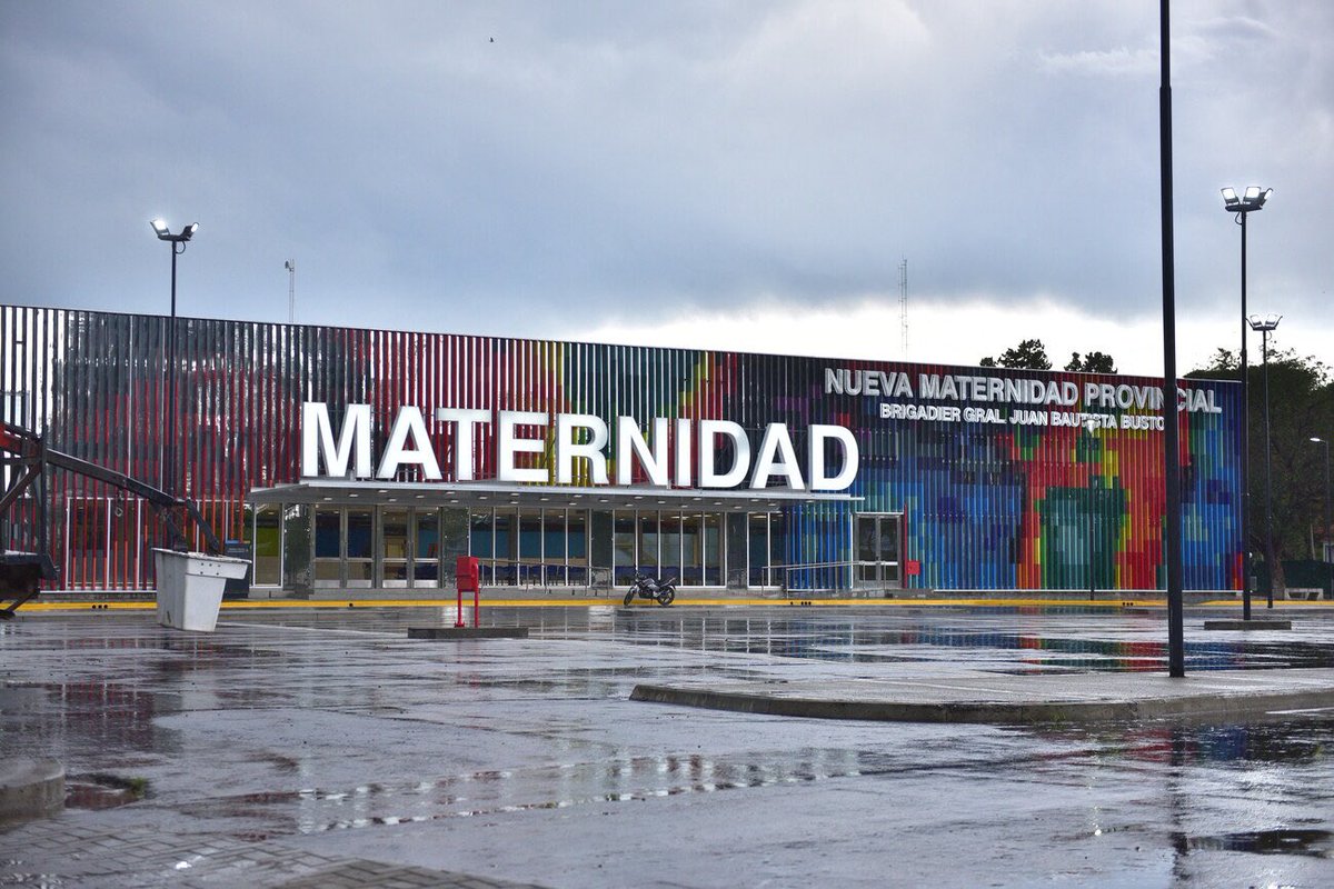 🚨INVESTIGAN LA MUERTE DE UNA BEBÉ EN LA NUEVA MATERNIDAD PROVINCIAL

• La Justicia abrió una investigación por el fallecimiento de una recién nacida en la Nueva Maternidad Provincial, ocurrido el sábado pasado durante una cesárea. La denuncia fue presentada por la familia y la