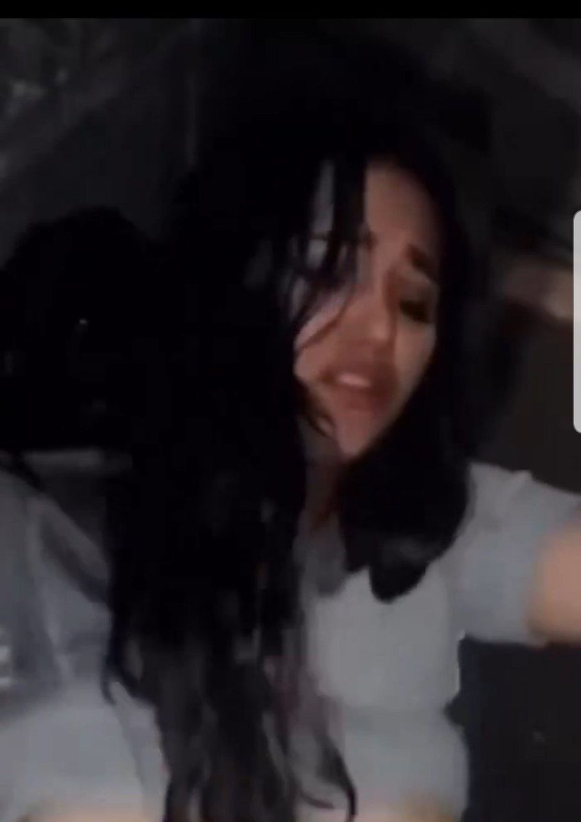 Gurguwa's tweet image. When the besties come around 😭😭
A thread 🧵