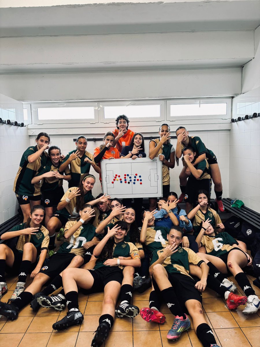 FutBaseCES's tweet image. 🔥 Grandíssima jornada dels 𝗖𝗔𝗗𝗘𝗧𝗦 𝗙𝗘𝗠𝗘𝗡𝗜𝗡𝗦!

🔝 Gran victòria del Cadet A en un partit molt complet de tot l’equip

👏🏻 El Cadet B va sumar un bon triomf davant per continuar liderant la lliga amb set victòries seguides 

#FutBaseCES