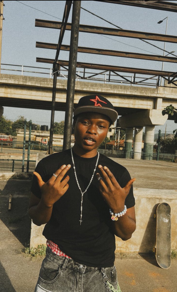 ~Thoniachukwuu tweet media