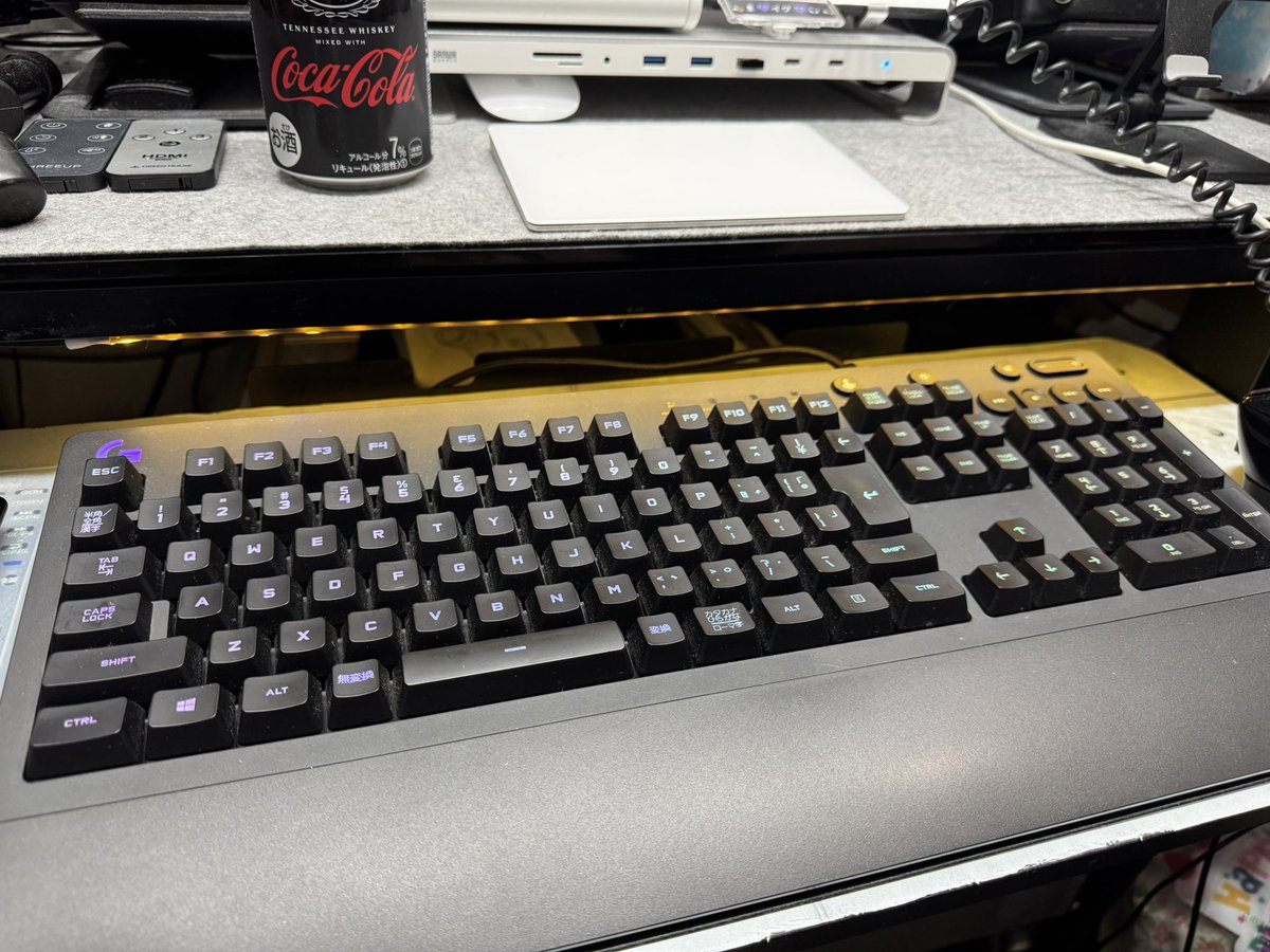 demonic89253549's tweet image. Macでは、今までApple Magic keyboardを使っていたのですが…打鍵感がなんだか少し物足りなくなったので、手持ちのLogicool G213メカニカルキーボードに変更しました。
やっぱり、カチャカチャ音が心地良いです。
#Logicool
#メカニカルキーボード