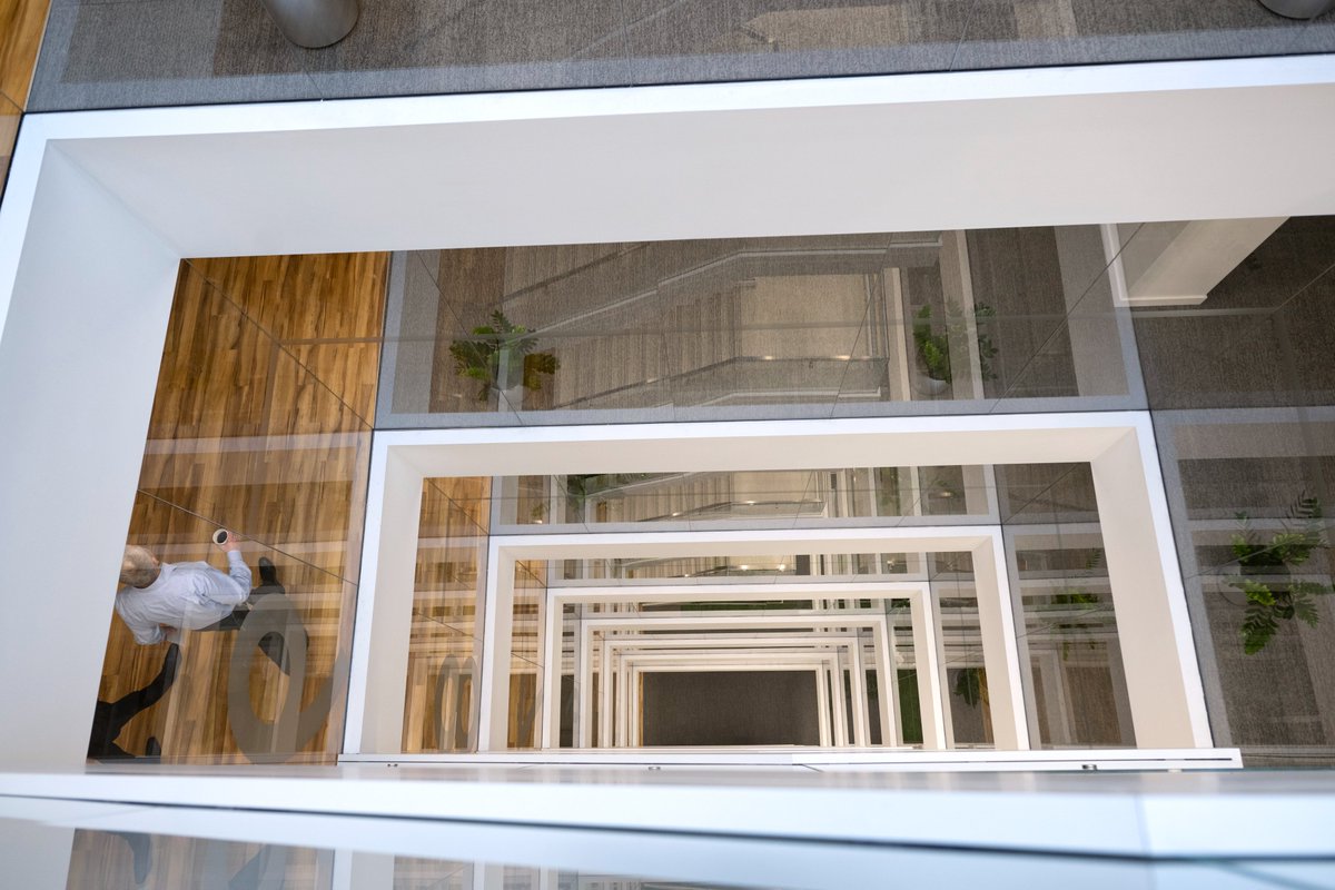 IFC_org's tweet image. ⚡ IFC IS HIRING! ⚡️ Are you looking for a career with impact – one where your skills and passion can contribute to meaningful change? Visit ifc.org/careers to explore opportunities across our global offices. #CareersWithImpact #IFCCareers #JobAlert