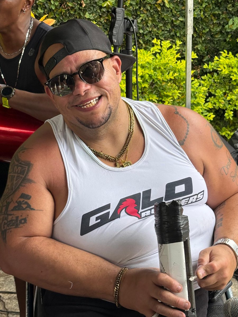 DE ONTEM RESENHA DA <a href="/GaloRunners/">GaloRunners</a> !!!

APESAR DE ESTAR SENDO UM ANO MUITO DIFÍCIL PRA MIM TENTO MANTER MINHA ALEGRIA E O SAMBA VEM ME AJUDANDO!!!

KADERUDO DIFERENTE DOS IGUAIS ♿️ 🍺💪🏾
