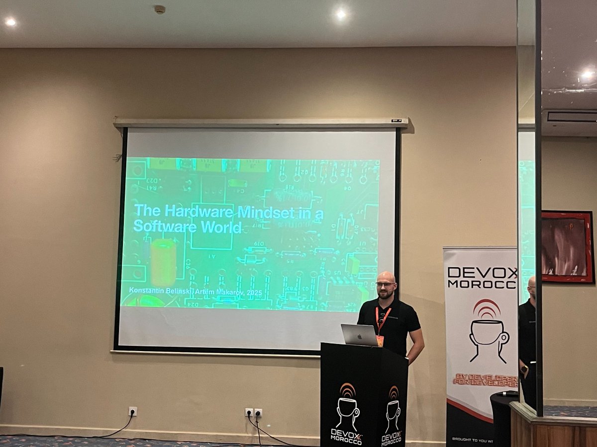 Ox1DEA's tweet image. Big thanks to @DevoxxMA for an amazing first-time speaker experience! Great talks, amazing people! Hope to see you again! #DevoxxMA #DevoxxMA25