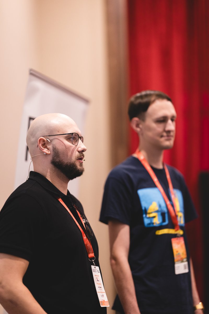 Ox1DEA's tweet image. Big thanks to @DevoxxMA for an amazing first-time speaker experience! Great talks, amazing people! Hope to see you again! #DevoxxMA #DevoxxMA25