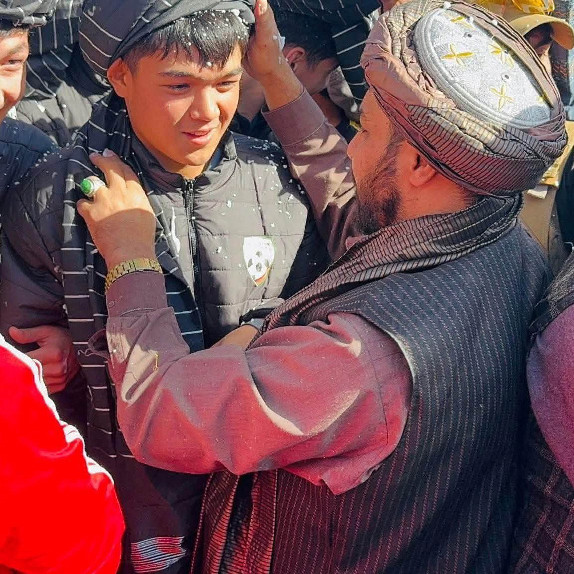 MGhialzai's tweet photo. They are still laughing,do u think they need more amusement? 
This happiness belongs to those who exploit ethical discrimination to create division among #Afghans.We remain united,We stand together. One nation,undivided and no division can break us. 🇦🇫❤️
#AFG_Futsal 
#Afghanistan https://t.co/KNgAkfuWVL