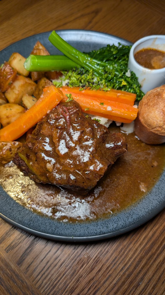 The easiest Thanksgiving in NYC is at Tara Mor!
Skip the cooking this year and join us on Nov 27th for our Premier 3-Course Prix-Fixe Feast for just $90 per person. Includes wine/cocktail and live music. Steps from Penn Station &amp; MSG.

Prime tables are going fast!