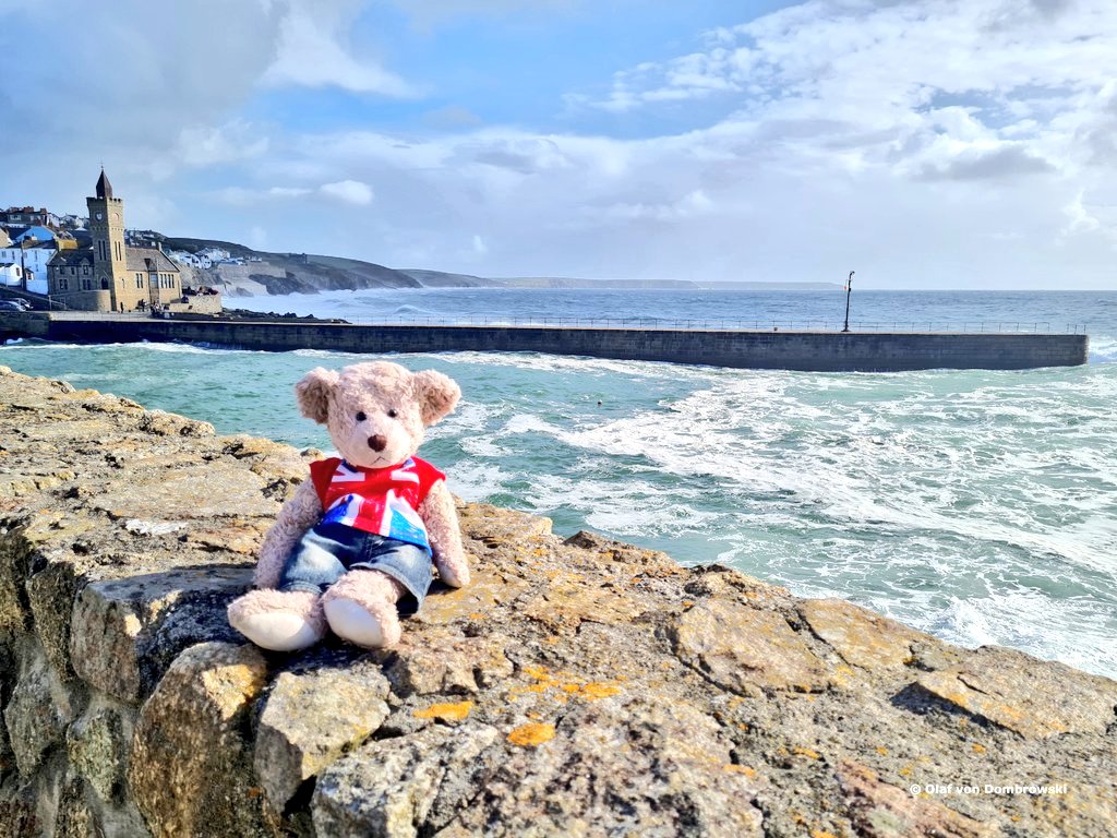Stunning #porthleven #cornwall during #stormamy