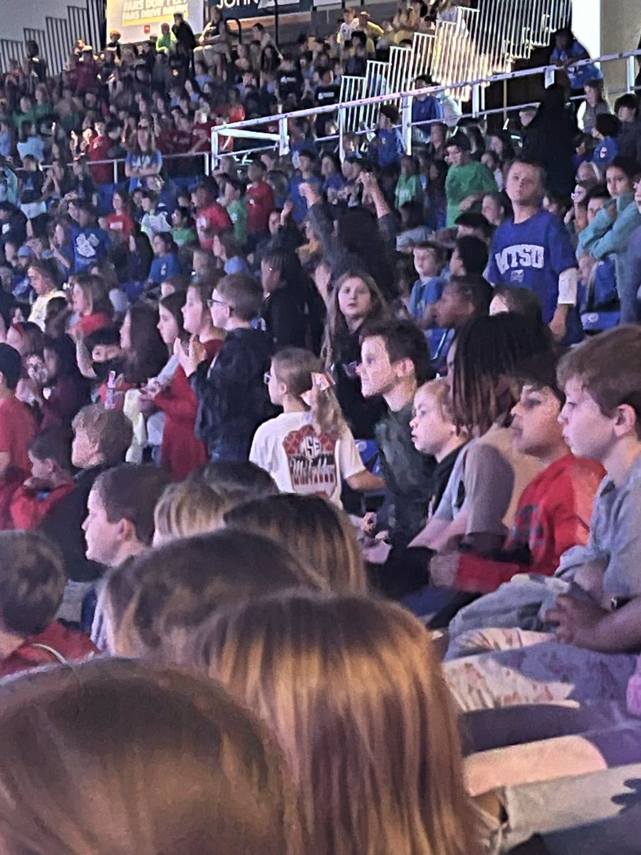 Donna Damron tweet media