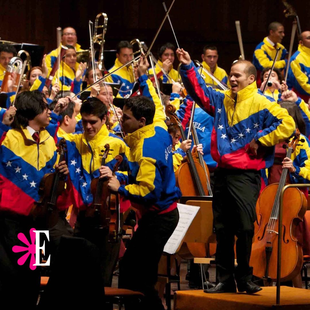 Estampas's tweet photo. #Estampas | La UNESCO otorgó al Sistema Nacional de Orquestas y Coros Juveniles e Infantiles de Venezuela la distinción de Centro de Categoría 2, lo cual le confiere la misión de asesorar y acompañar proyectos musicales y educativos en todo el mundo: https://t.co/6uFDJOMMHw https://t.co/YABIhb6UuJ