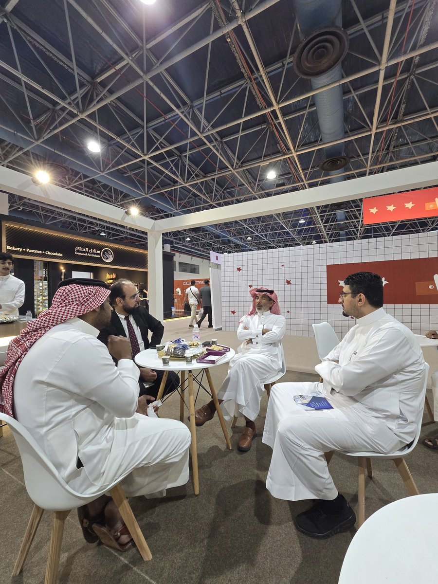 FranaccessCons's tweet image. جانب من مشاركة فراناكسس لليوم الثالث في #المعرض_السعودي_الدولي_للامتياز_التجاري المصاحب لمعرض #فوديكس بمدينة جدة
نتطلع للقائكم غداً في اليوم الاخير للمعرض