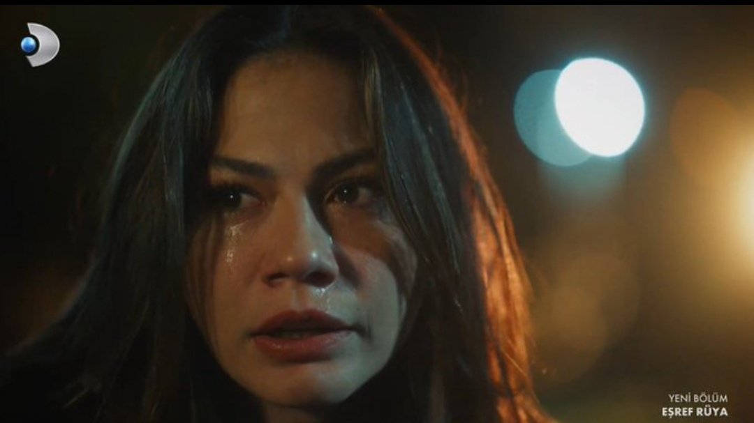 How can someone be so beautiful even when he is so broken inside?

#DemetÖzdemir  #EşrefRüya