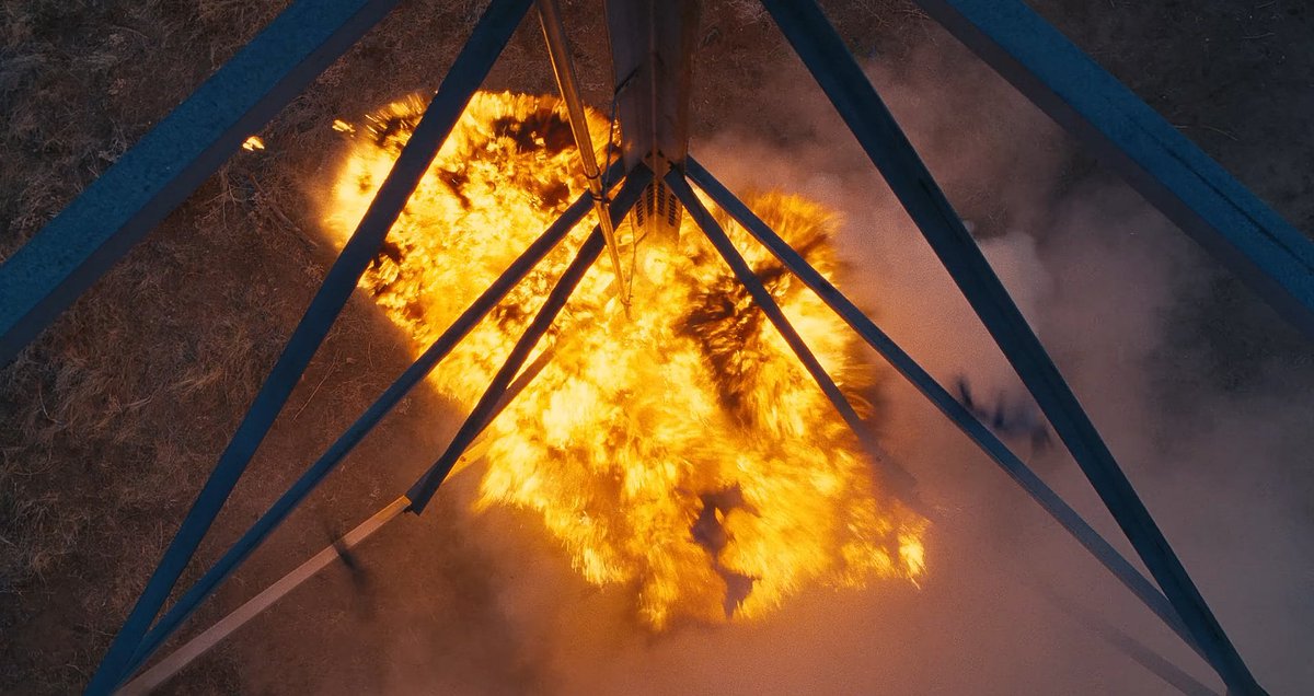 TheCinesthetic's tweet photo. one battle after another (2025) dir. paul thomas anderson https://t.co/VpOkfzpbeQ