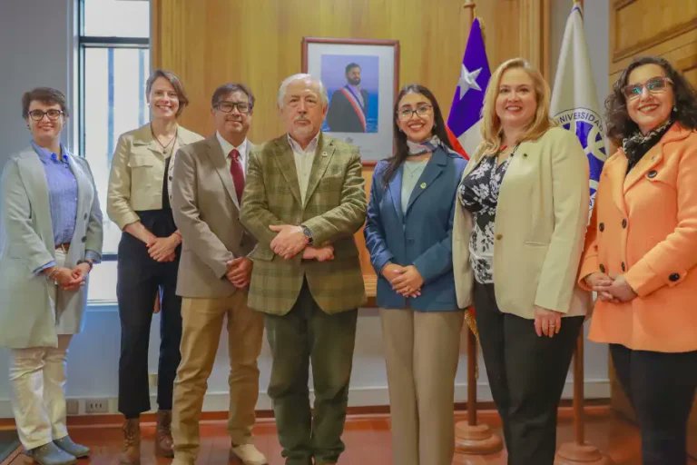 Universidad de La Frontera firma acuerdo estratégico con la Universidad de Nueva York. ufro.cl/u/10631