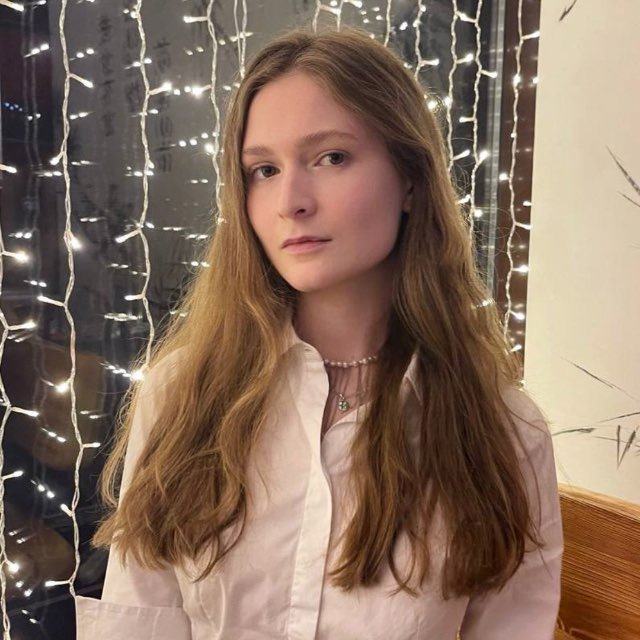 Доча на первом курсе магистратура МГУ