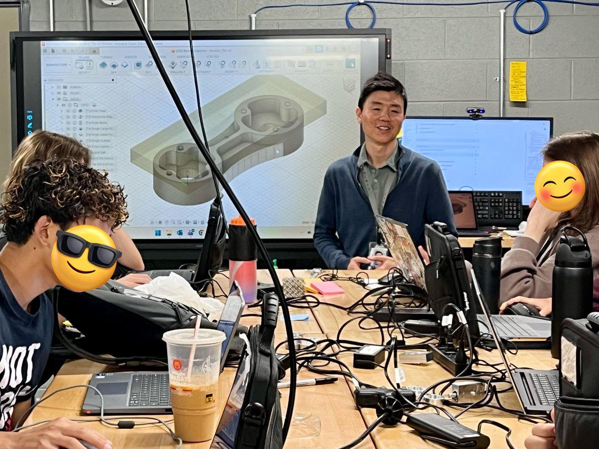 Mr Hagen 📸, Ms Robinson🩸, Ms Hutchinson 👮🏼(not pic’d), and Mr No🔧 were on my <a href="/KCS_EPP/">KCS_EPP</a> coaching list today. Guest speakers from industry &amp; engaging their students in hands on assignments is nothing new for these new teachers-That’s how they roll! 😎