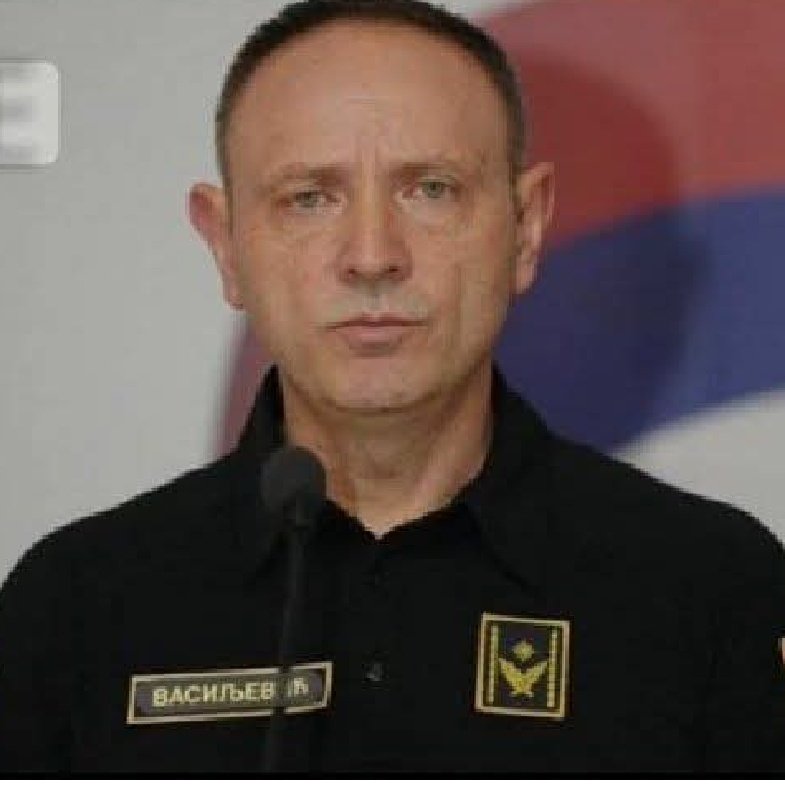 Na večerasnjem spontanom skupu u Ćacilendu za pare o narodnom trošku bilo je tačno 176.457 ograničenih osoba.🤡