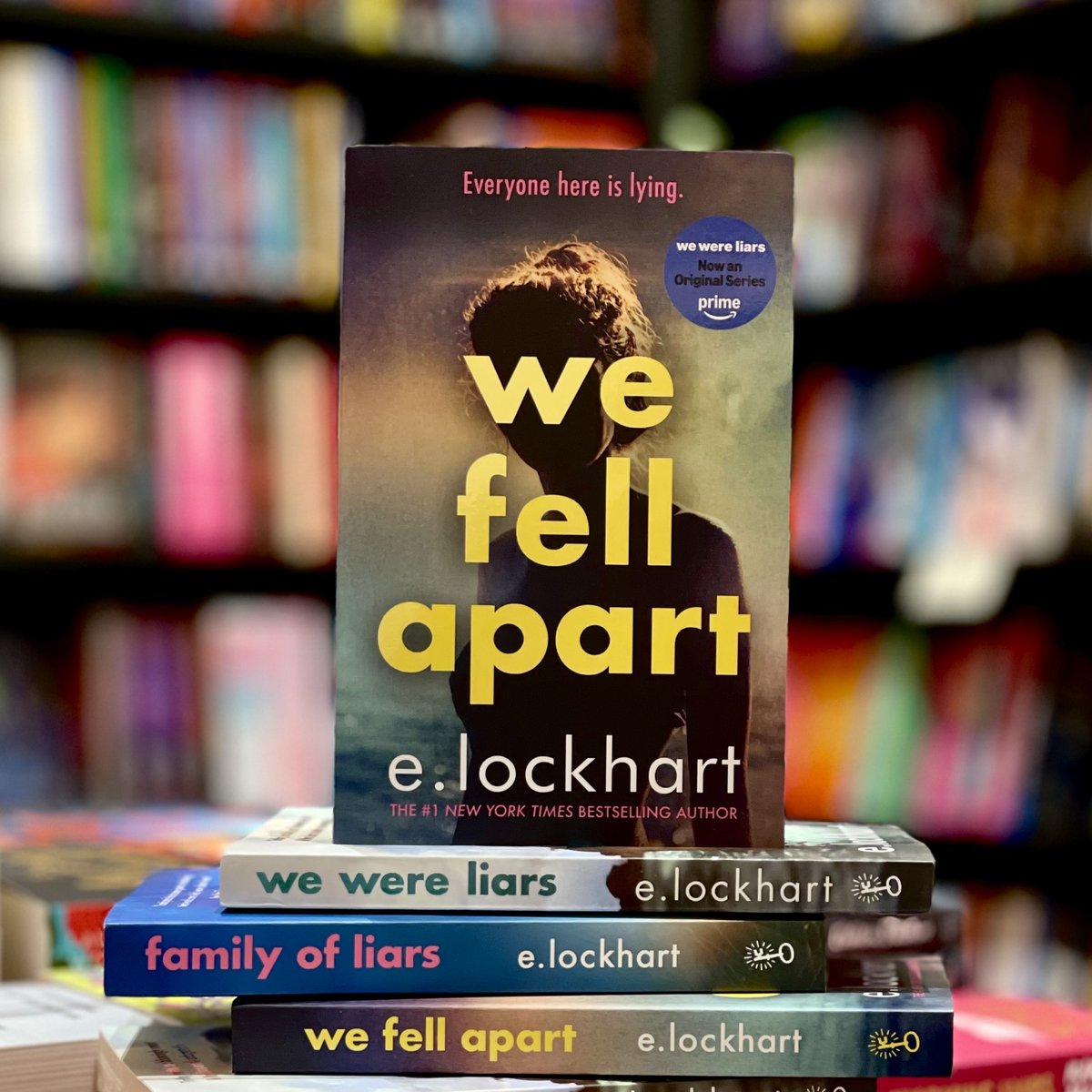 Waterstones tweet media