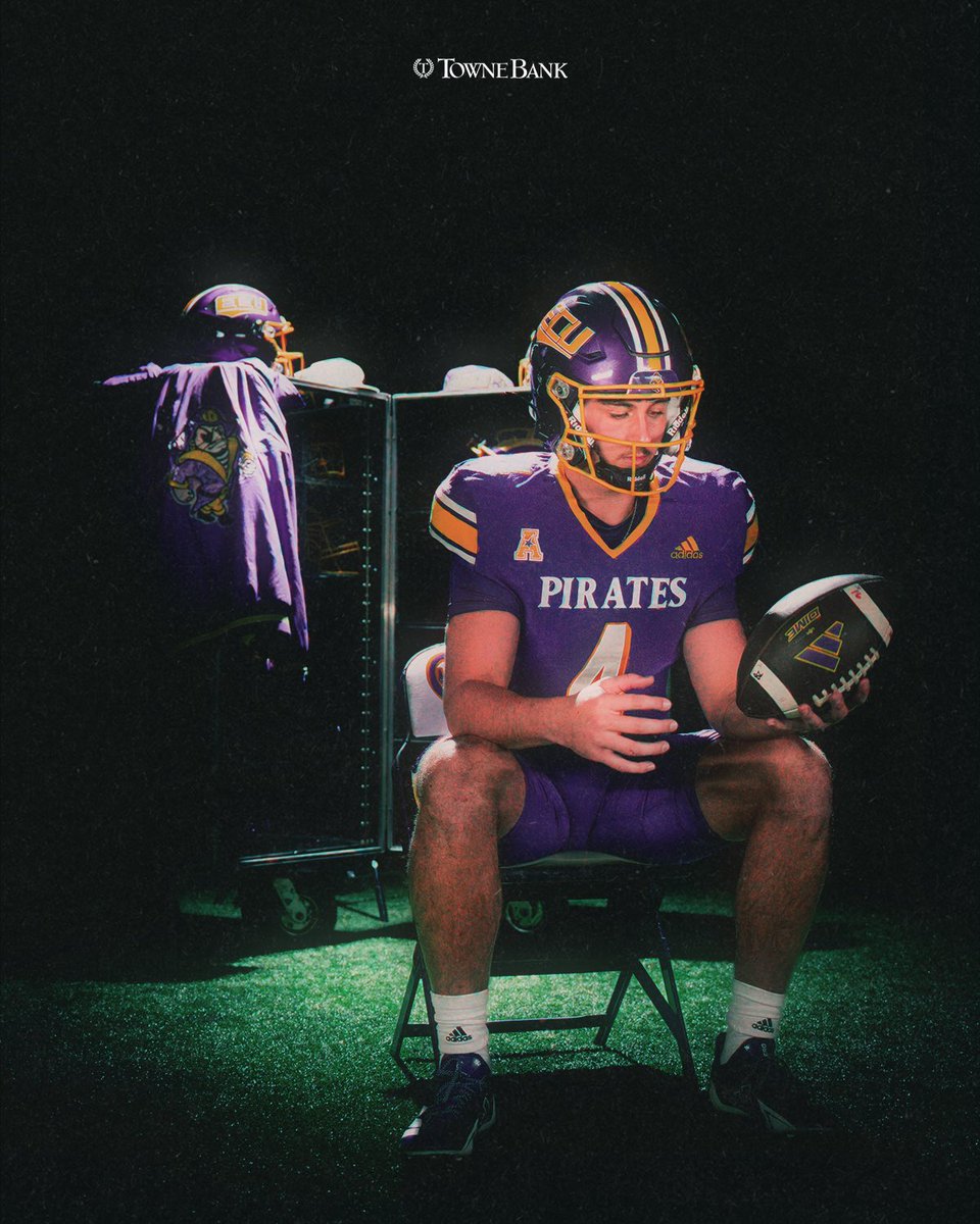 ECUPiratesFB's tweet image. Your dad’s favorite helmet just made a comeback 🏴‍☠️