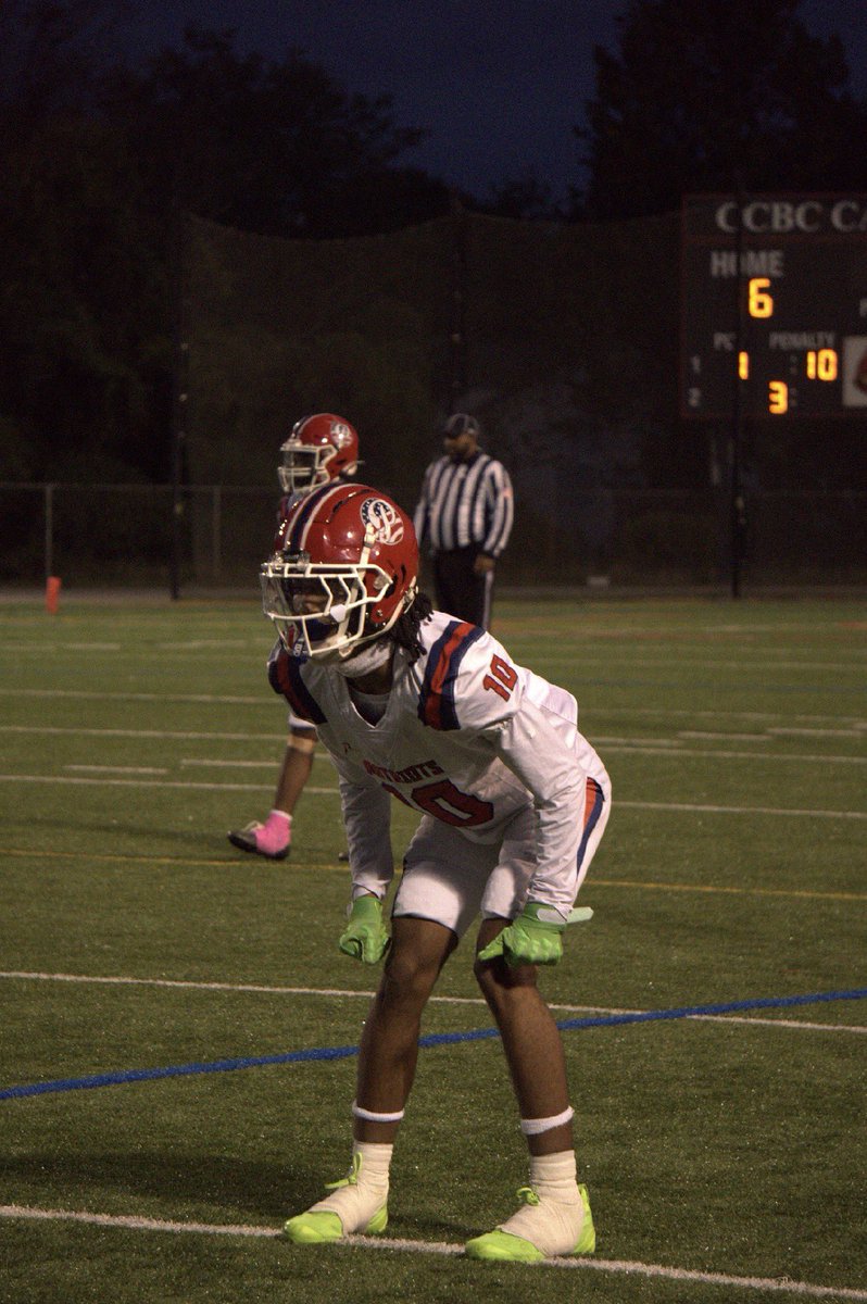 hudl.com/v/2Smf5a
•Full regular season tape 
• safety , corner, punter , ATH 
• 6’0 
•155 LBS 
• 1 offer 
• recruitment 1000% open 
•can play ANYWHERE on the field 
•📍Baltimore Md 
• <a href="/PtapFootball/">Patapsco Patriots Football</a> •<a href="/CoachClough/">CoachClough</a>