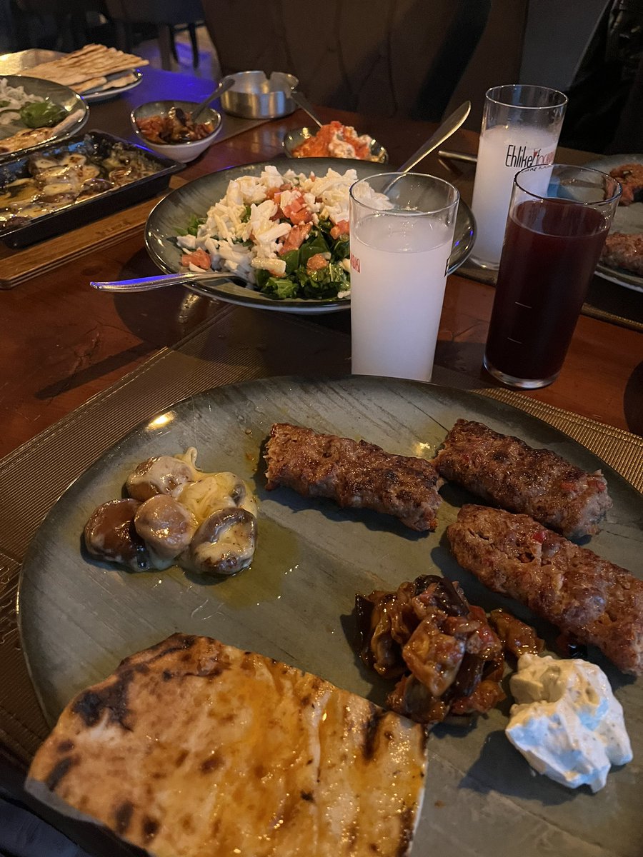 ✠ Batuᴶᴷ tweet media