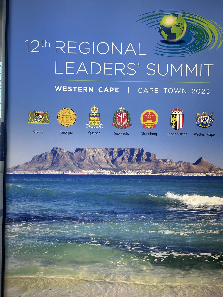 #Upper #Austria with Min Michaela Langer-Weninger at the Regional Leaders’ Summit in CapeTown 🇿🇦
🙏🏽 <a href="/WesternCapeGov/">Western Cape Gov</a> for  important meeting of 7 strong partner regions on trade &amp; resilience 💪🏽
Great performance by 🇦🇹Boyz Choir St Florian at welcome event🎶
<a href="/AustriainZA/">Austrian Embassy RSA</a> 
#OÖ #RLS