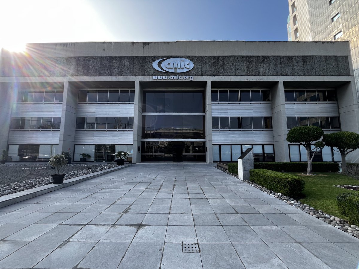 ⚡️ Miércoles con visión responsable, la <a href="/CONUEE_mx/">CONUEE_mx</a> participa en el “Taller de Vivienda Sustentable”. <a href="/CMIC_CDMX/">CMIC CDMX</a> 
Energía que ahorra, futuro notable,
¡Ahorrar energía ya es indispensable! 🌱
#ViviendaSustentable #EnergíaEficiente