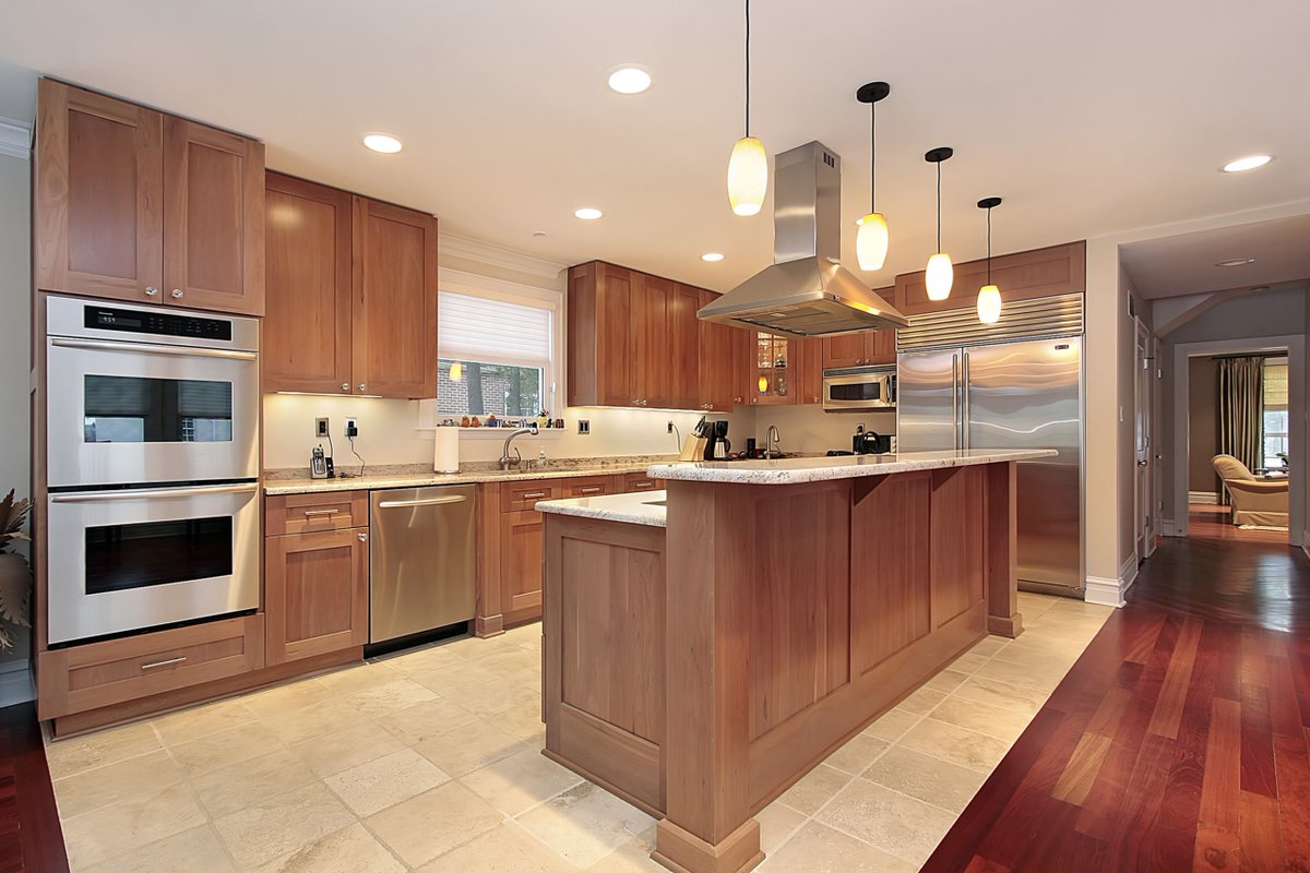 Shorter days call for brighter spaces ✨

Layered lighting and warm finishes make this Michigan kitchen shine all season long. Thinking of a remodel? Call 734-627-1558 today!

#KitchenRemodel #FallKitchen #MichiganHomes