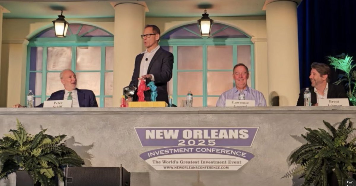 RussellGray's tweet image. If you have seen last years New Orleans Investment Conference, you'll know why the rock em sock em robots are on stage this year... 

Honored to share the stage with @PeterSchiff, @LawrenceLepard, @SantiagoAuFund, @menlobear, @Brien_Lundin