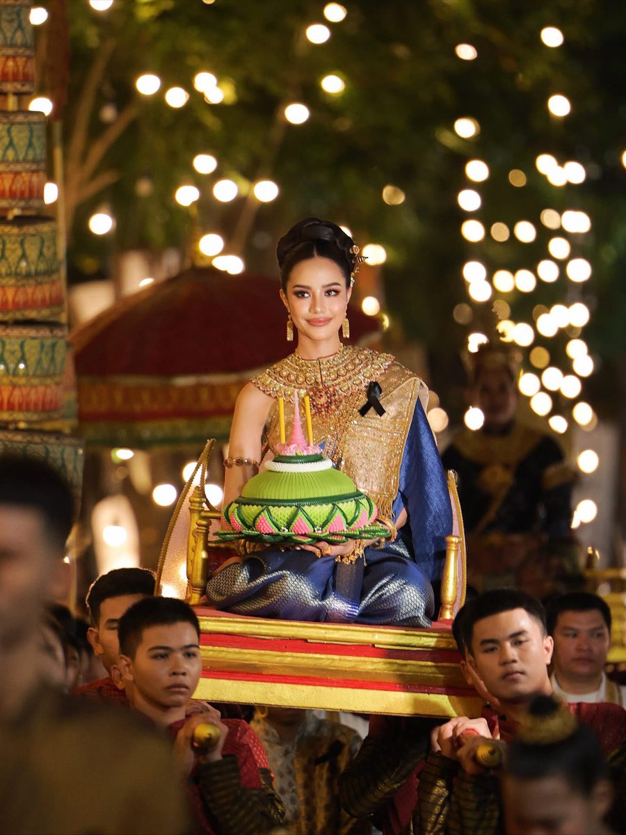 ในฐานะทูตการท่องเที่ยวแห่งประเทศไทย โอปอลอยากชวนทุกคนมาร่วมสืบสานประเพณีลอยกระทงกันอย่างงดงามนะคะ ลอยกระทงอย่างใส่ใจ ชมดอกไม้ไฟอย่างยั่งยืน เพื่อให้คนรุ่นเราและรุ่นต่อไปได้เห็นความสวยงามของประเพณีนี้และโลกใบนี้ไปอีกนาน