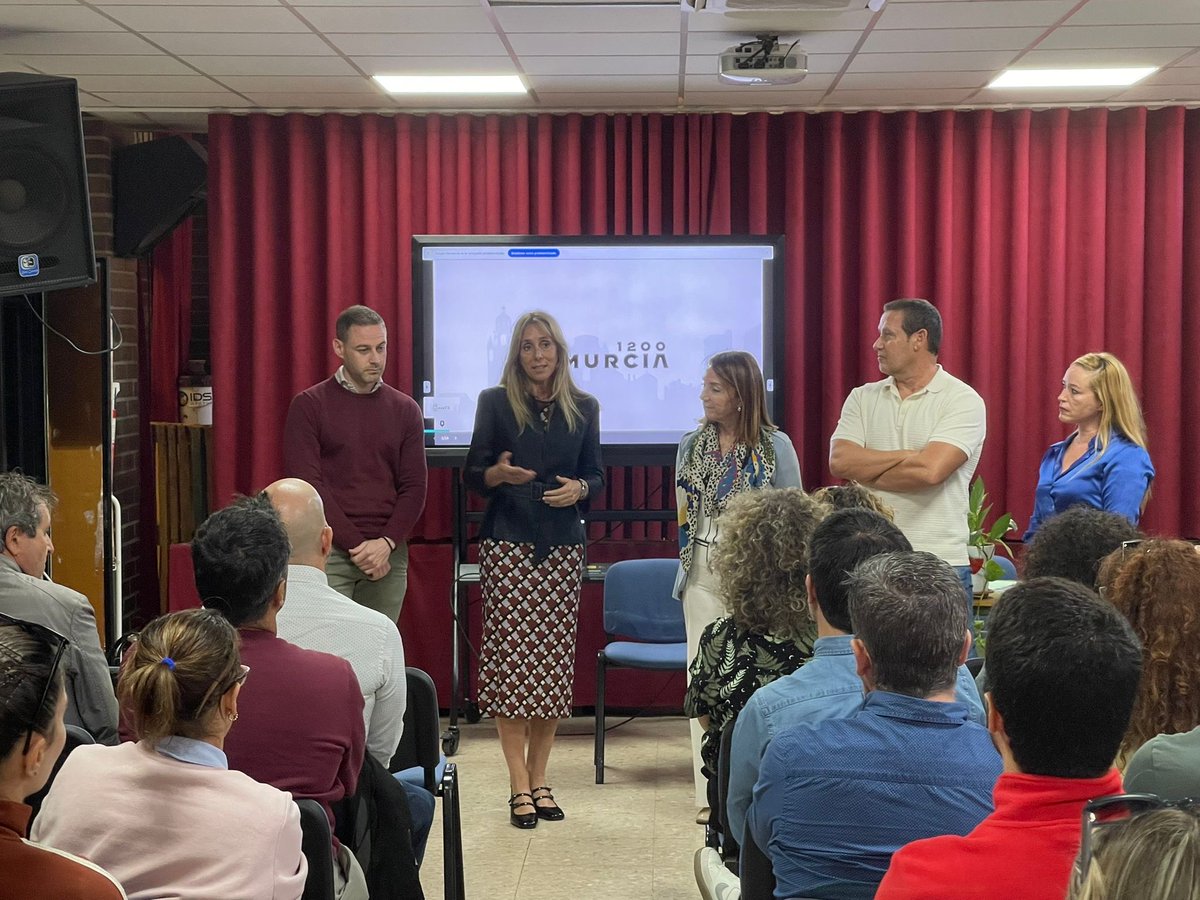 ▪️Presentamos un nuevo e ilusionante proyecto que vamos a realizar junto al #AyuntamientodeMurcia y que dará mucho que hablar: 
🔺Ruta #Murcia1200. “Cada siglo 1000 pasos , cada paso una
historia. Una ciudad milenaria desde los ojos del futuro”.