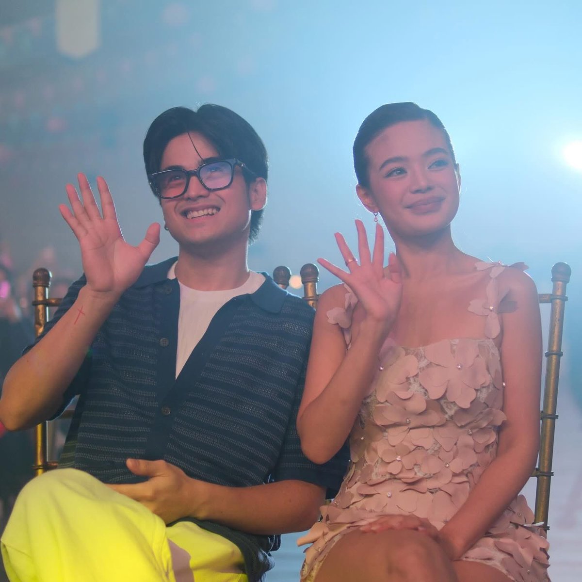 Sparkle GMA Artist Center tweet media