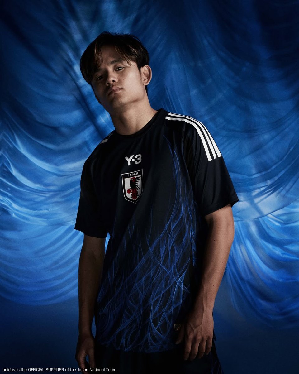 kx2ax2t's tweet photo. W杯の日本代表の新ユニ👕✨️

個人的にはY-3が好きだったな

#サッカー日本代表 https://t.co/H62ePAaiS3