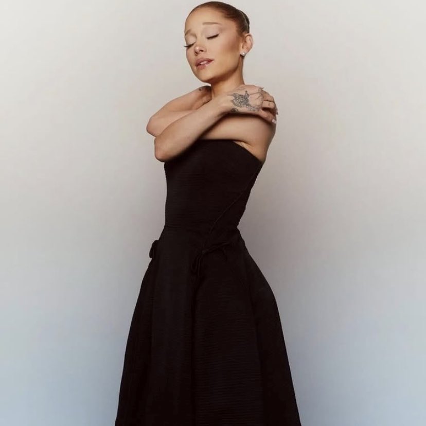 our glinda ♡ i cannot wait for the new movie. i’ve bought so much merch for it!! 🎬