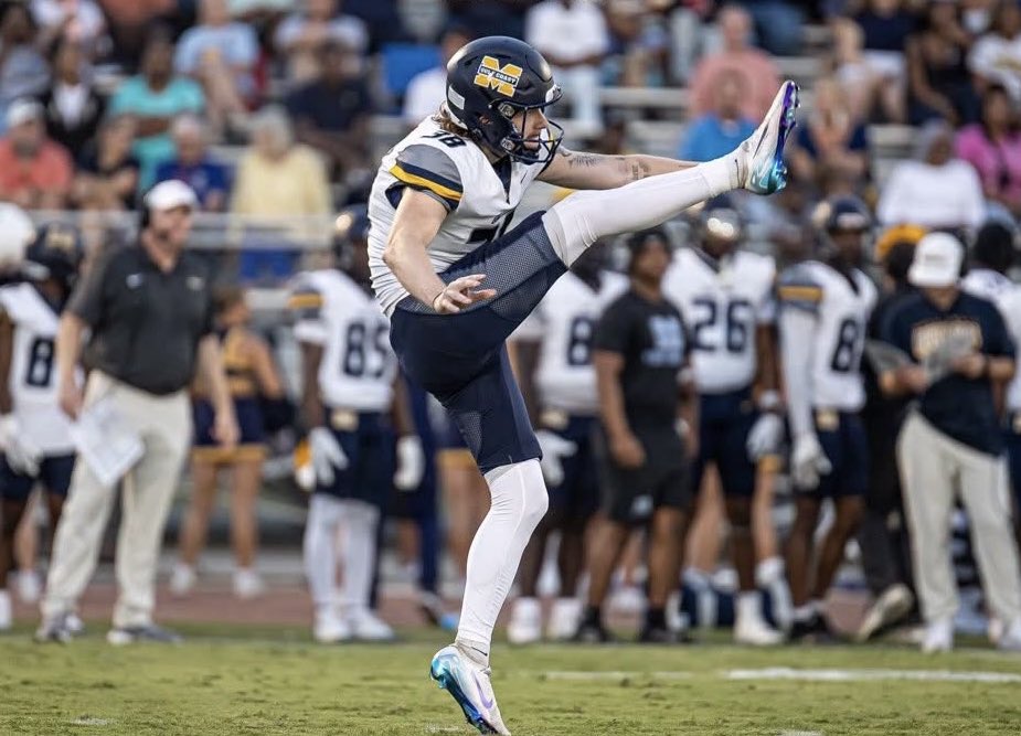 Regular Season 
hudl.com/v/2T8Kps

🔹1# Nation Least Punt Returns 1-3 yds
🔹1# MACCC Net Punting
🔹Inside 20 - 45% 
🔹3 Muffed Punts
🔹Holder For <a href="/aidenguinn_/">Aiden Guinn</a> #1 Kicker 

<a href="/JacobJones144/">Jacob Jones</a> <a href="/CoachCalcagni/">Chase Calcagni</a> <a href="/BrettSShufelt/">Brett Shufelt</a>  <a href="/Nick_Louvier1/">Coach Louvier</a> <a href="/MSJUCOREPORT/">MS JUCO FOOTBALL™️</a> <a href="/JohnnyPKA/">The Prokick Australia Baron</a> <a href="/MGCCC_FOOTBALL/">MGCCC Football</a>