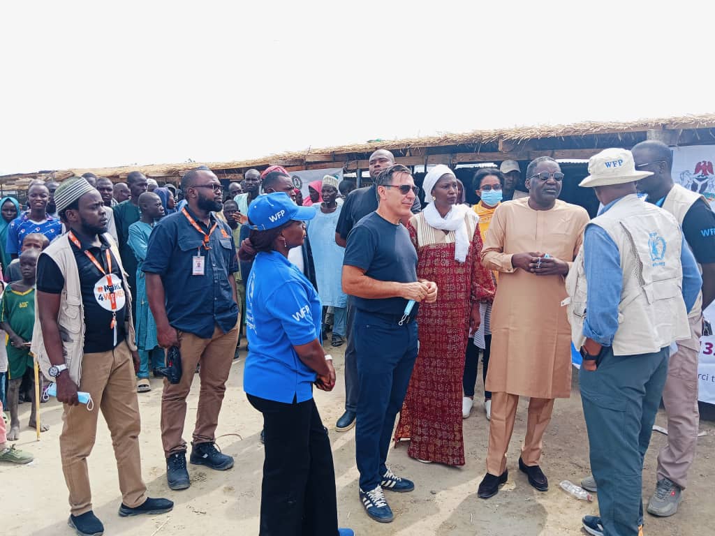 CARE_Nigeria's tweet image. CARE Nigeria joined a high-level delegation from @WFP, the Office of the Vice President, Senator @ihadejia, &amp;amp; BACSDHR in Ngala, Borno State, to assess humanitarian operations and engage with key stakeholders supporting conflict-affected communities. #CARENigeria #BornoState #WFP