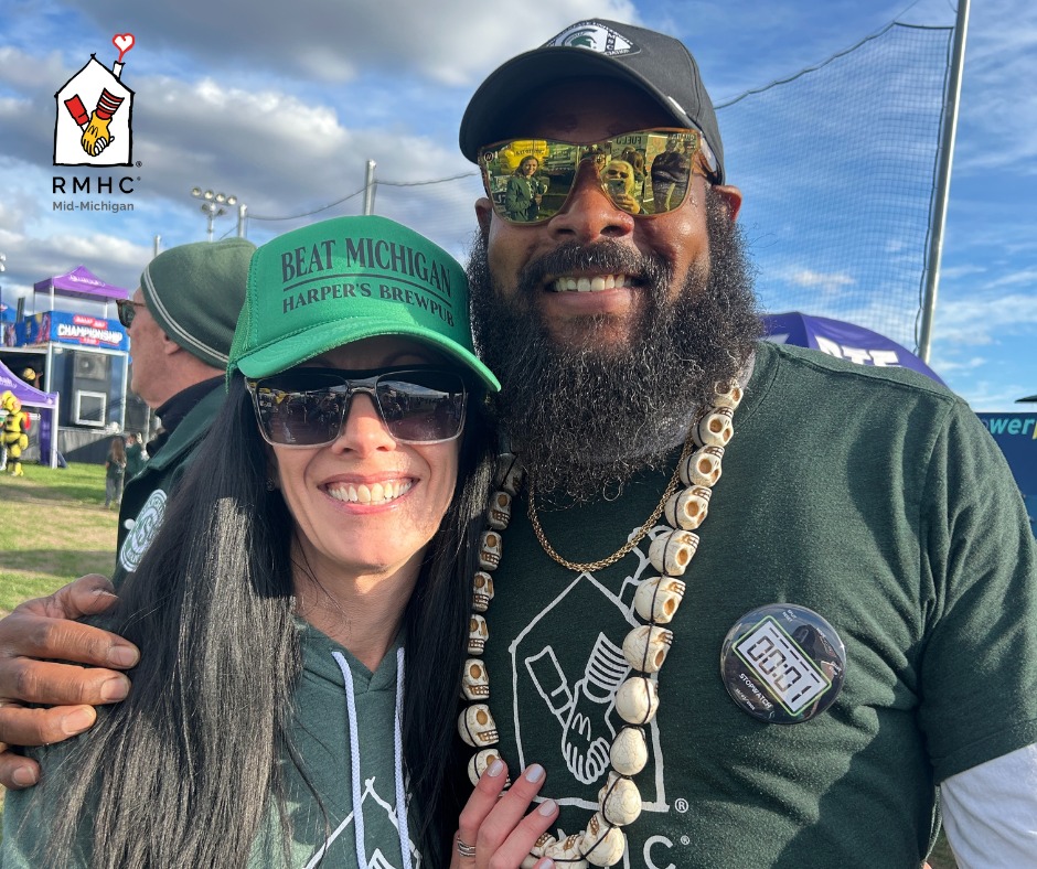 Sara and TJ Duckett created Battle for the Houses 3 years ago to benefit both Ronald McDonald House Mid-Michigan and Ann Arbor. Each year results in more comfort, care, and hope for families. Team Green took home the trophy, but families in both communities are the true winners!