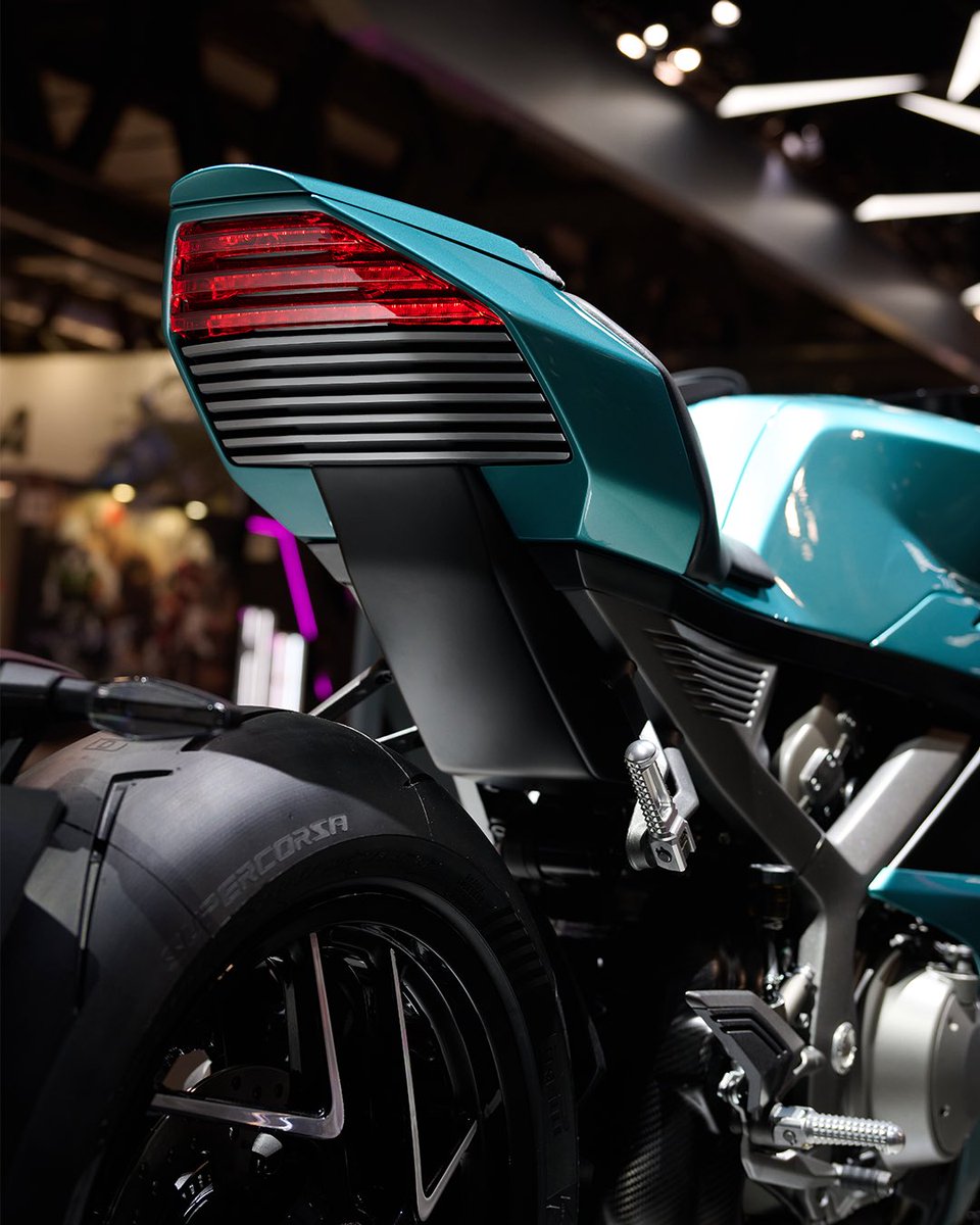 norton_ind's tweet photo. Engineered to perform. Designed to stand out.
 Our EICMA showcase reveals the next evolution of Norton — where colour, material, and finish come together in perfect harmony. https://t.co/hf7uDsxhzW