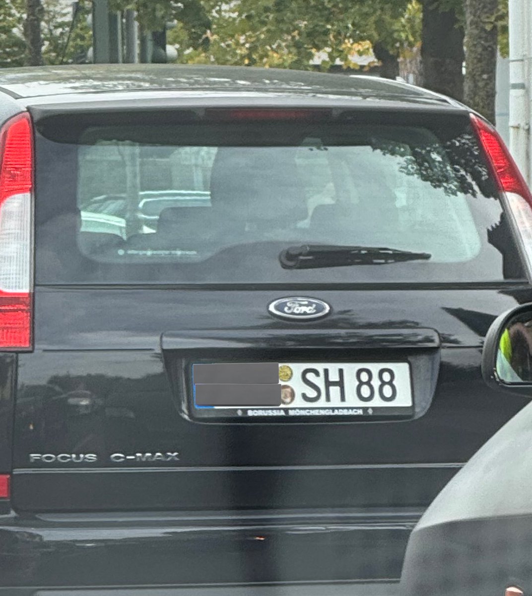 Raute plus das Kennzeichen ist gleich Arsch auf Eimer