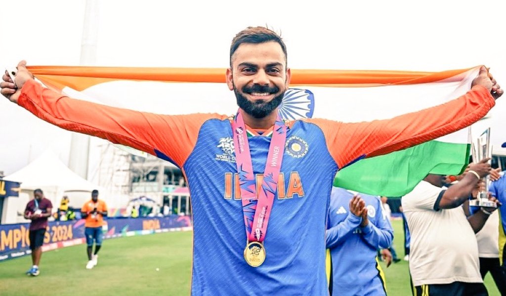 VIRAT KOHLI - THE ONLY PLAYER TO ACHIEVE 900+ RATINGS IN ALL 3 FORMATS. #HappyBirthdayViratKohli #ViratKohli #ViratKohli𓃵