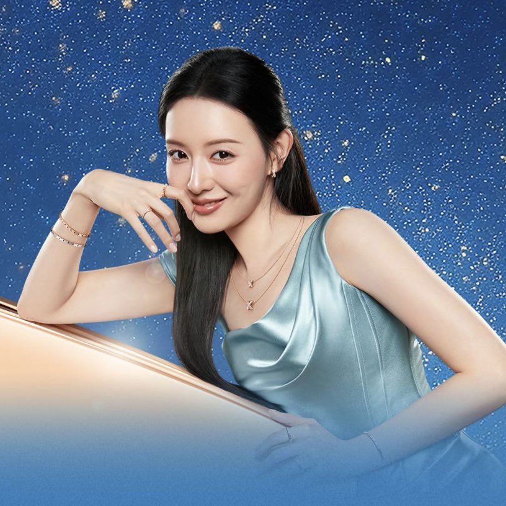 kittyzwonii's tweet photo. 2025 스톤헨지 홀리데이 캠페인 #김지원 https://t.co/158iqOYT7Y
