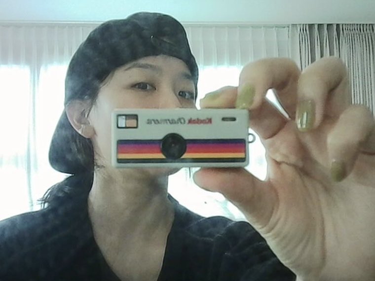 baedeulgi's tweet photo. she’s a LESBIAN https://t.co/FcVSjMyS2D