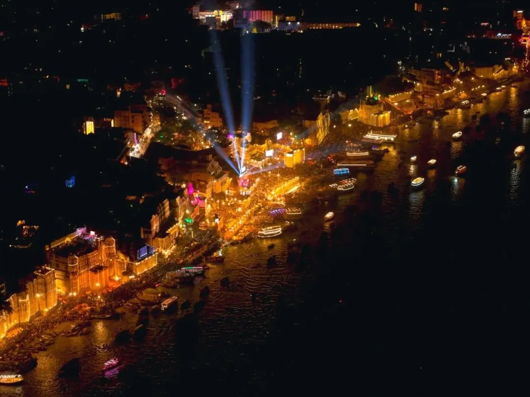 Banaras Glows With More Than 15 Lakh Diyas: Dev Deepawali Lights Up At Ganga Ghats